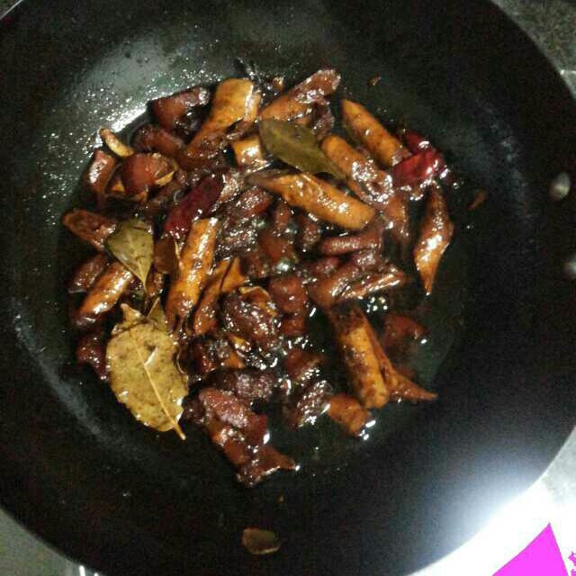 不焯水不放油的家常红烧肉