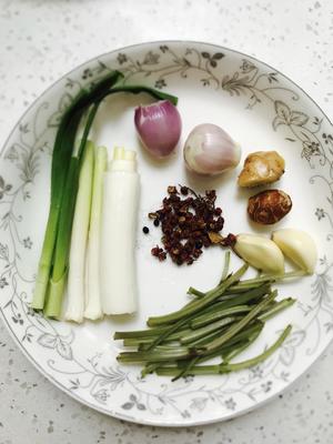 神仙吃法紫苏包牛肉～谁都流口水🍃的做法 步骤1