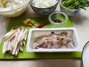 青花椒豆腐鱼片汤的做法 步骤3