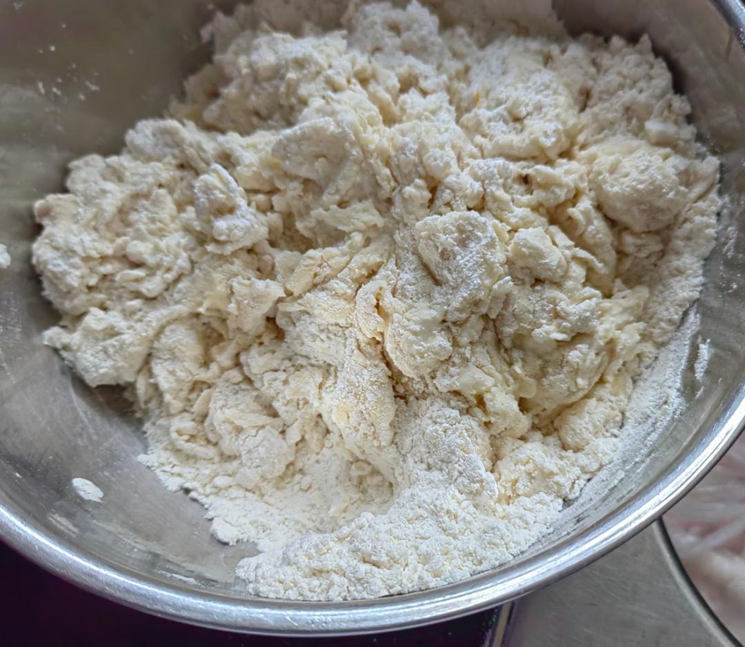 街边印象小吃掉渣红糖酥饼