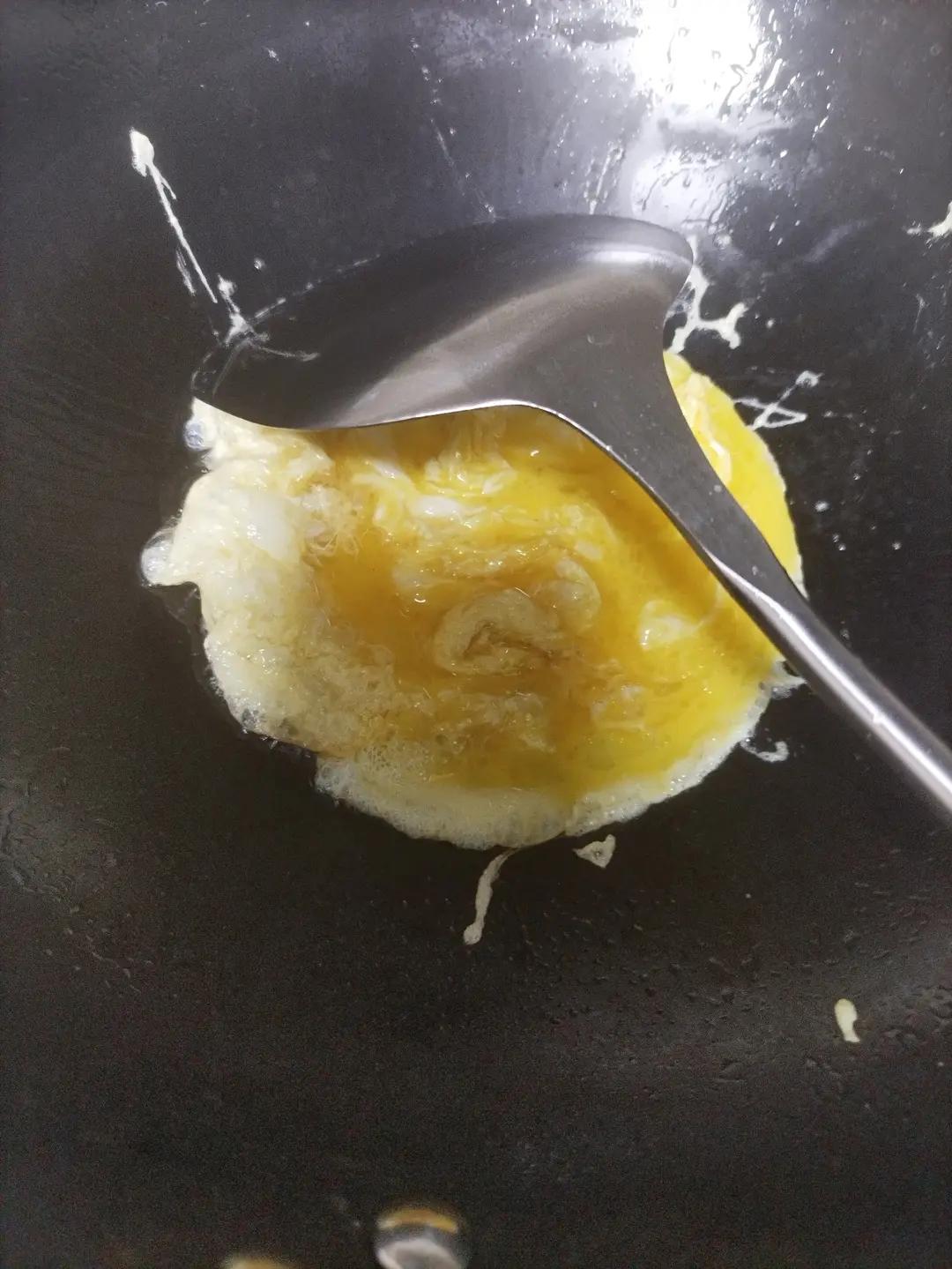 “东北yyds鸡蛋酱”太费米饭了！3步搞定超简单！