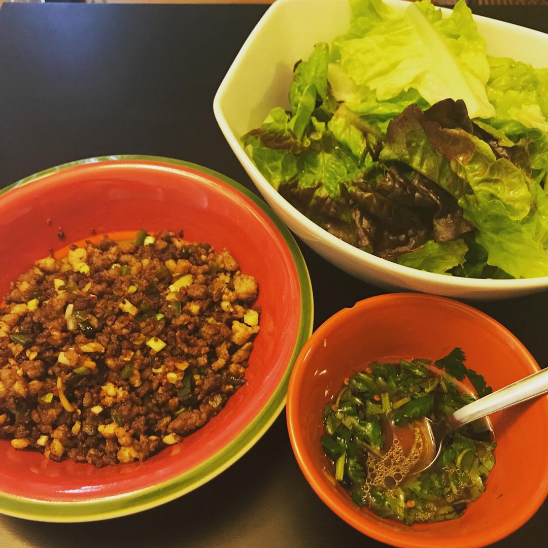【终极烹饪课程】辣牛肉生菜卷