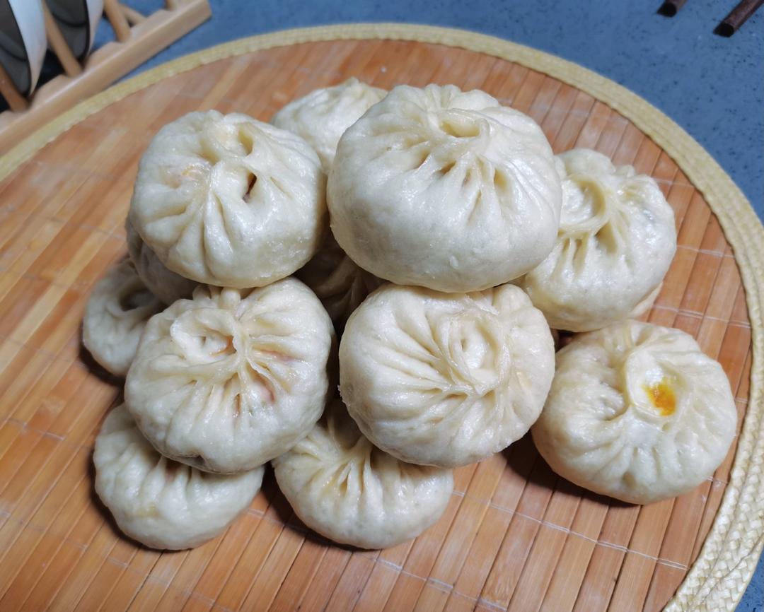 胡萝卜木耳鸡蛋素包子