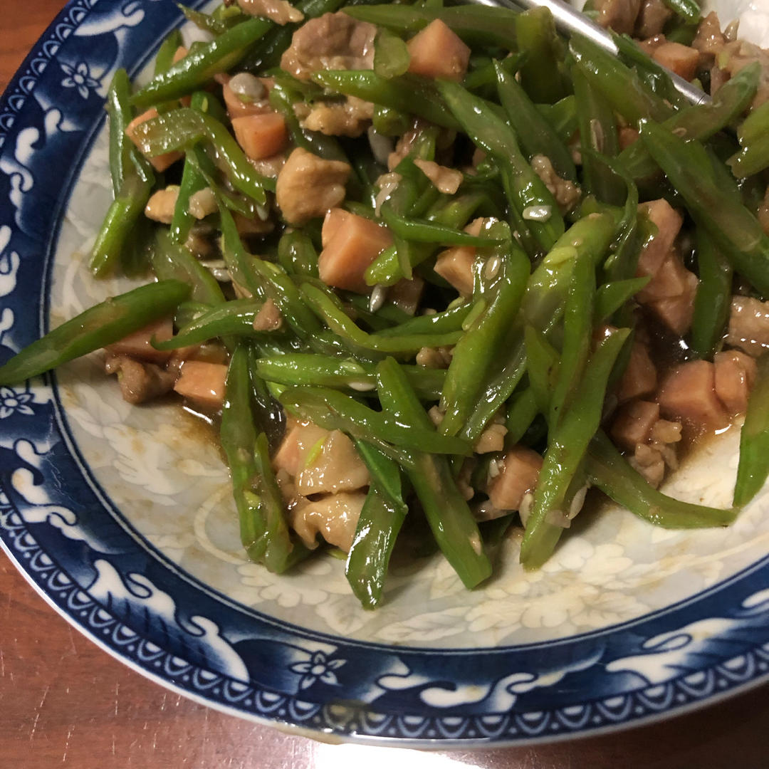 豆角肉丝饭