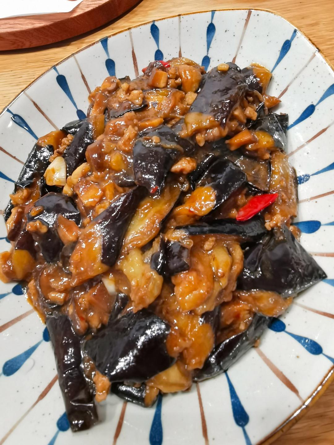 厨师长教你：“肉末烧茄子”的家常做法，口感软糯适合下饭，收藏