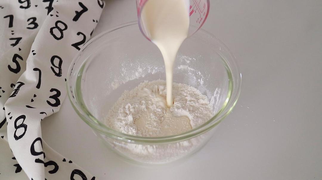 纯奶手撕吐司的做法 步骤1