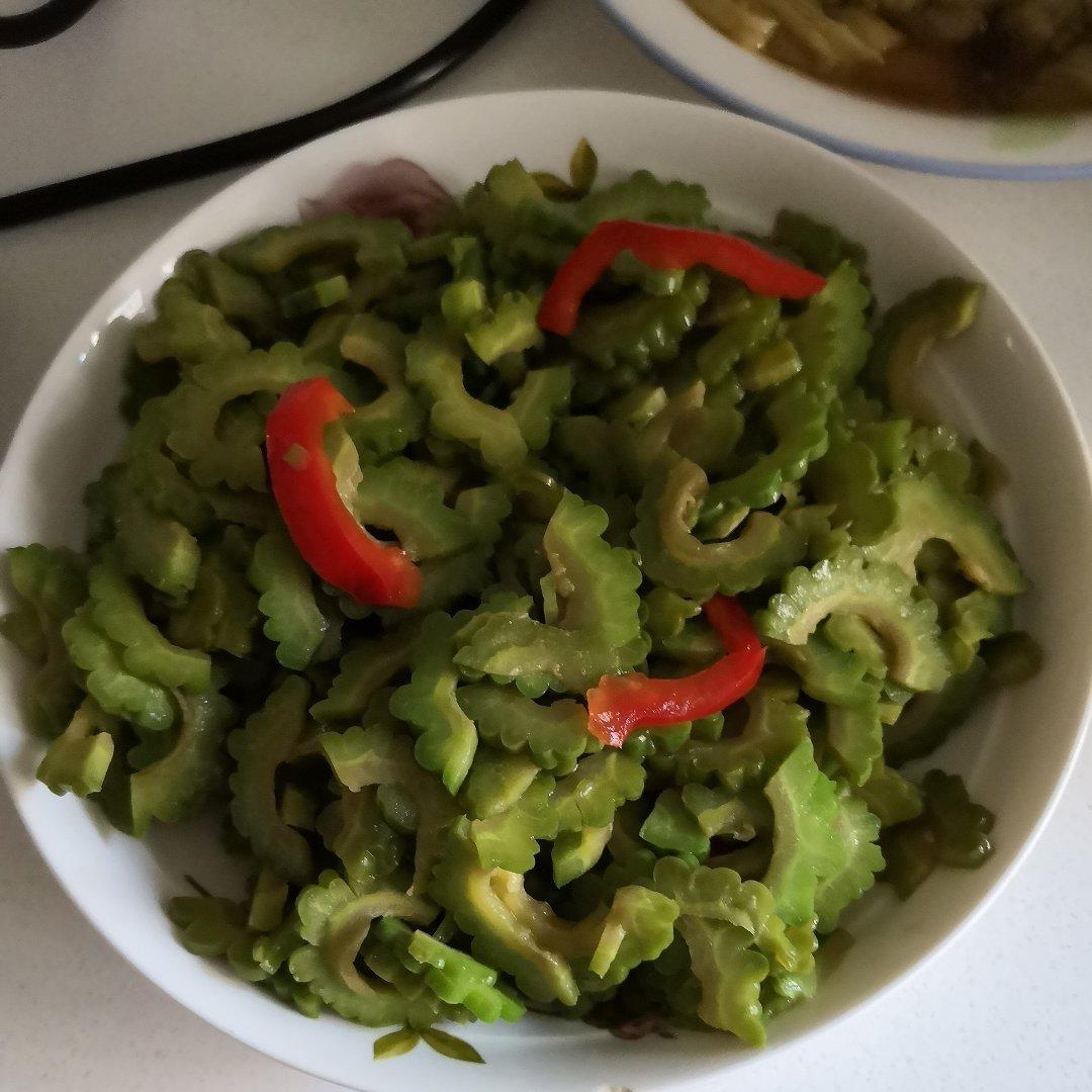 凉拌苦瓜