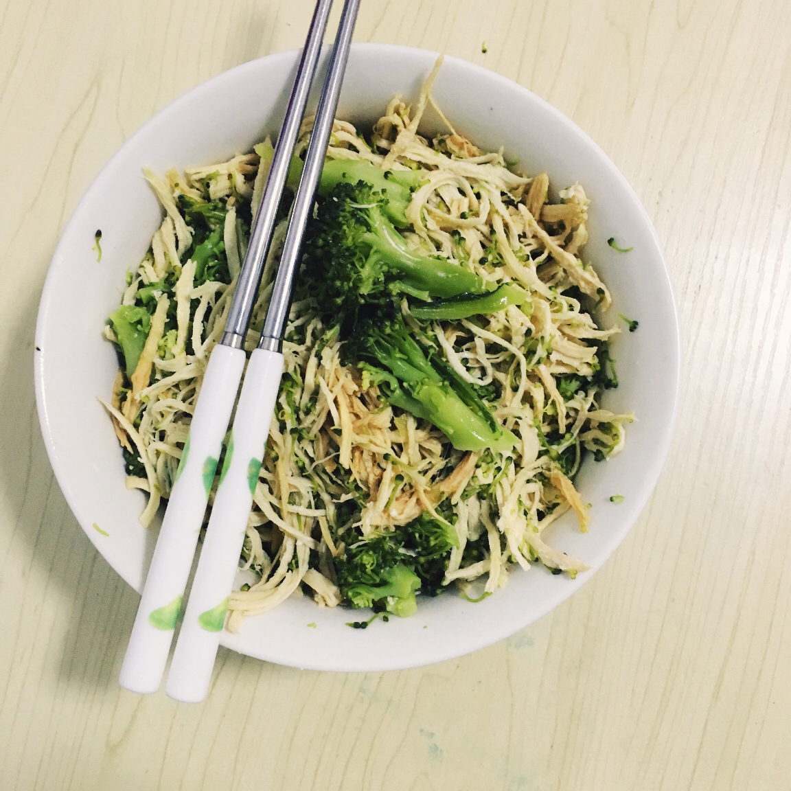 【健康三餐】凉拌鸡胸丝