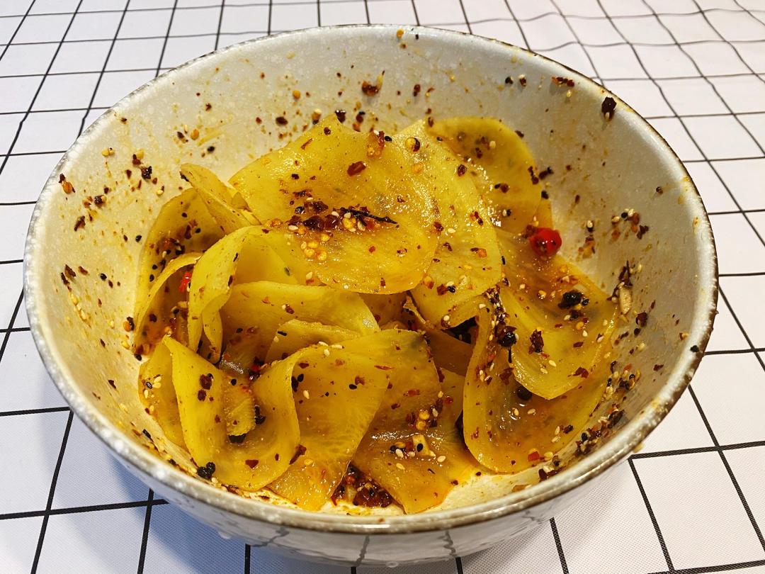 兰州风味麻辣土豆片（又名：通渭路土豆片、马三洋芋片）