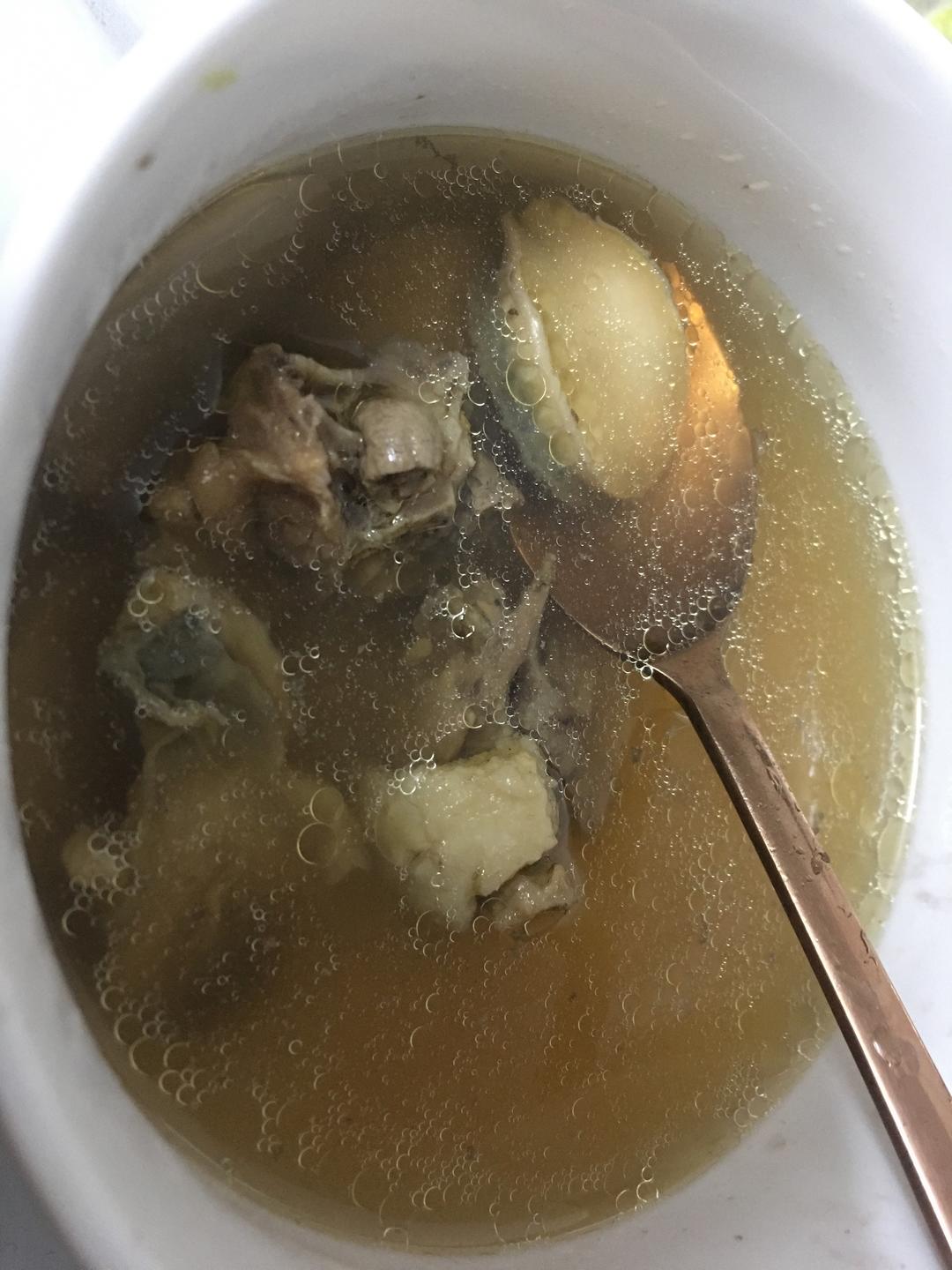 超鲜甜的杏鲍菇鲍鱼鸡汤的做法