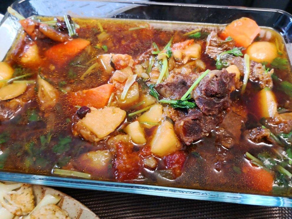 红烧牛肉土豆 （独家秘制）