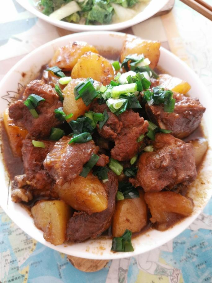 土豆炖排骨