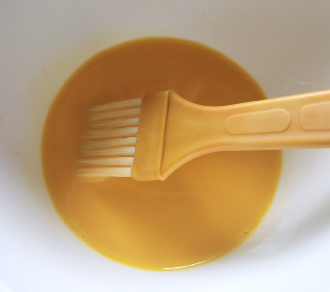 广式低糖莲蓉蛋黄月饼（抹茶、麦苗、玫瑰味）的做法 步骤14