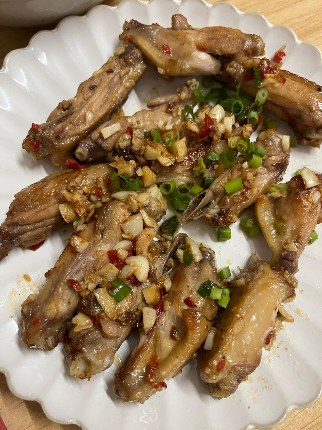 蒜香鸡翅，这才是鸡翅最好吃的做法