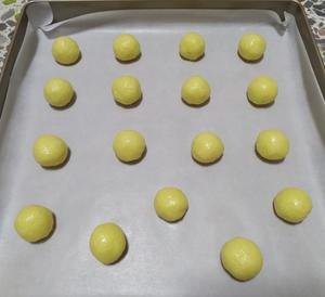 酥香蛋黄小饼干的做法 步骤6