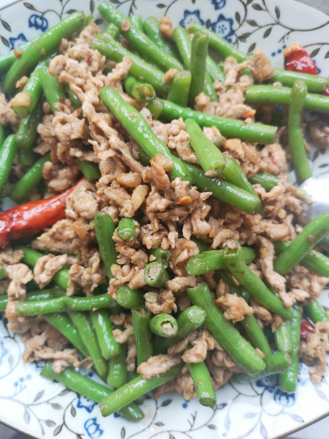 豆角炒肉丝