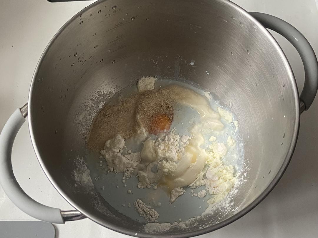 纯奶手撕吐司的做法 步骤1