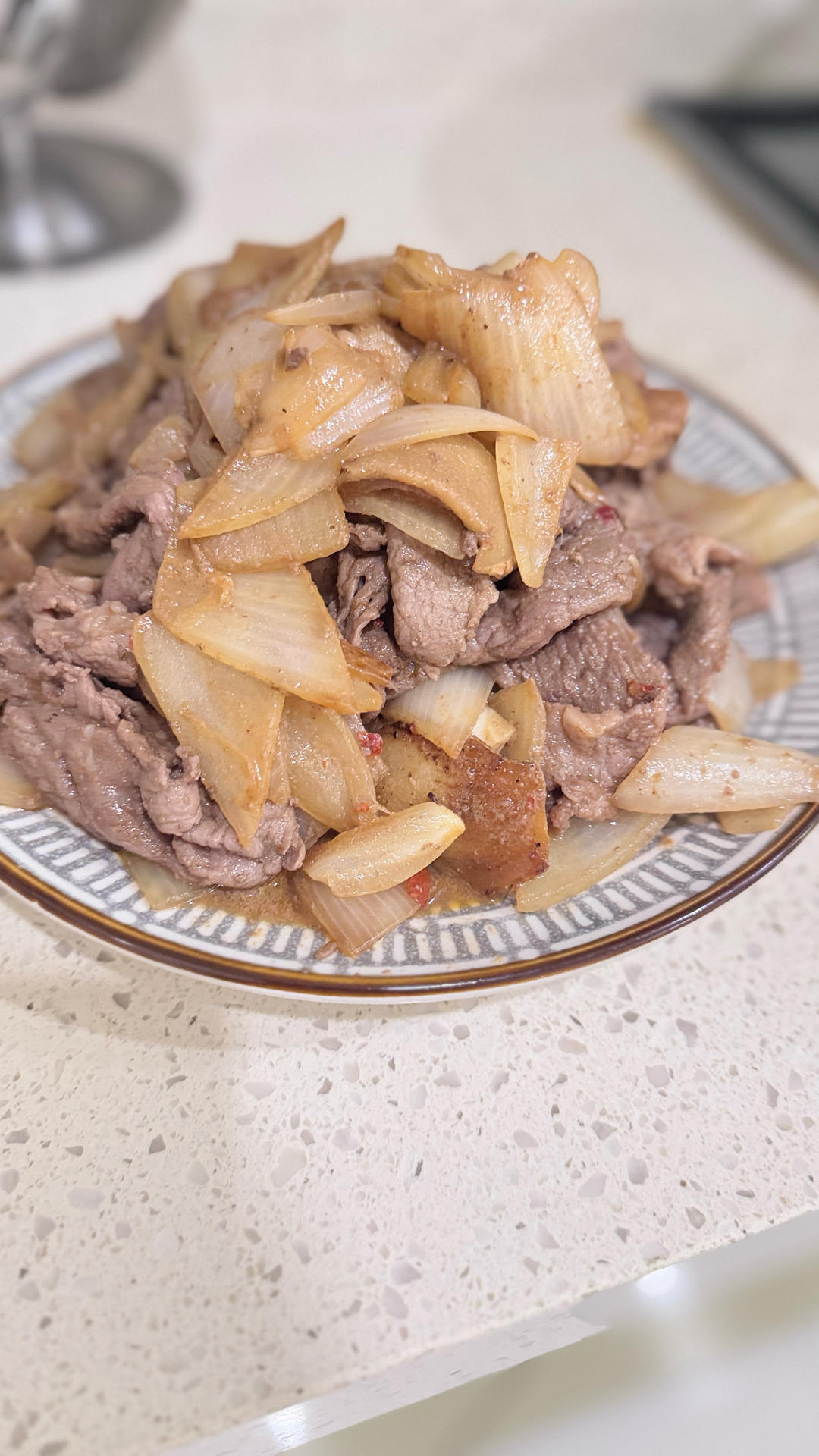 洋葱炒牛肉片