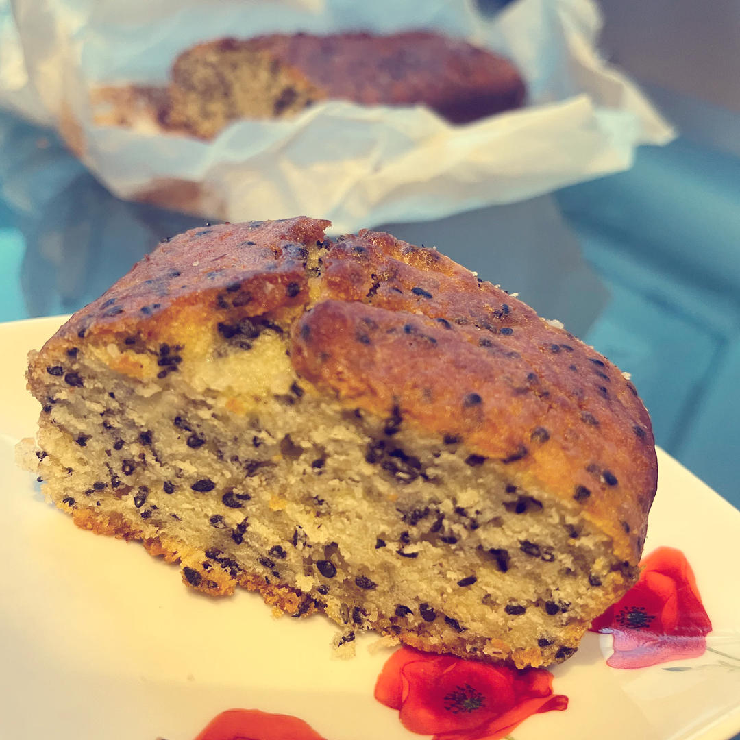 黑芝麻酒酿磅蛋糕