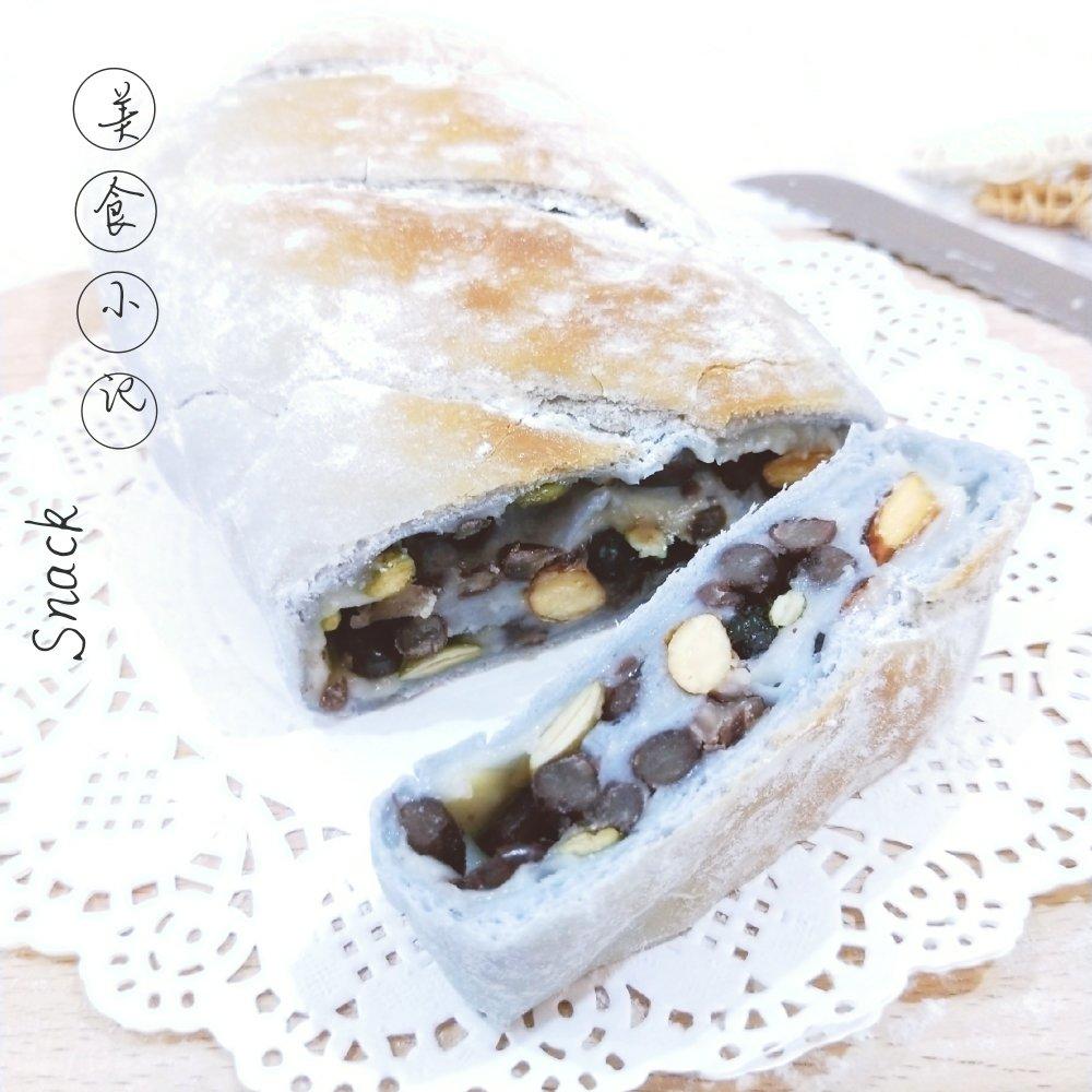 星空坚果麻薯欧包（蝶豆花版）