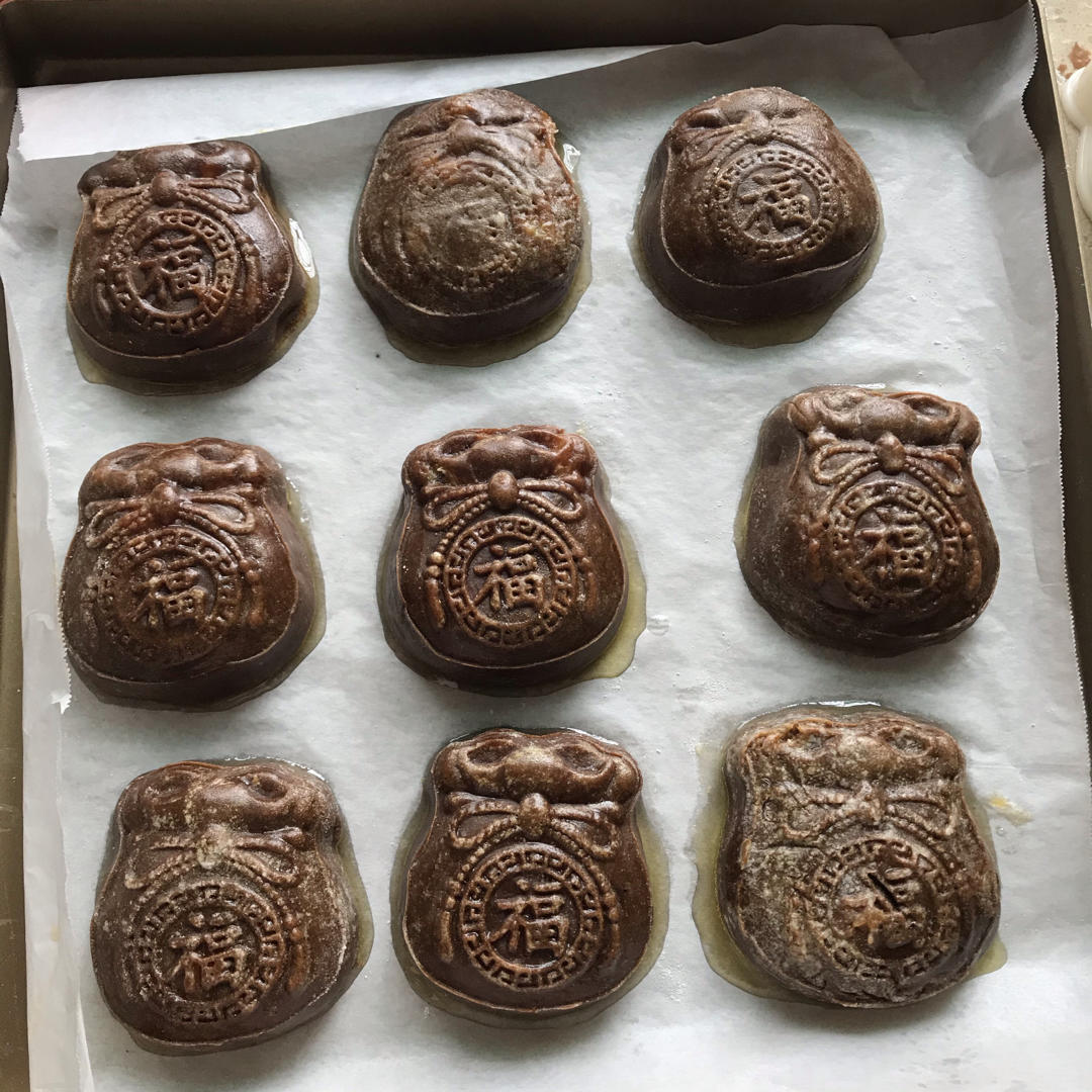 黑糖椰蓉蔓越莓月饼