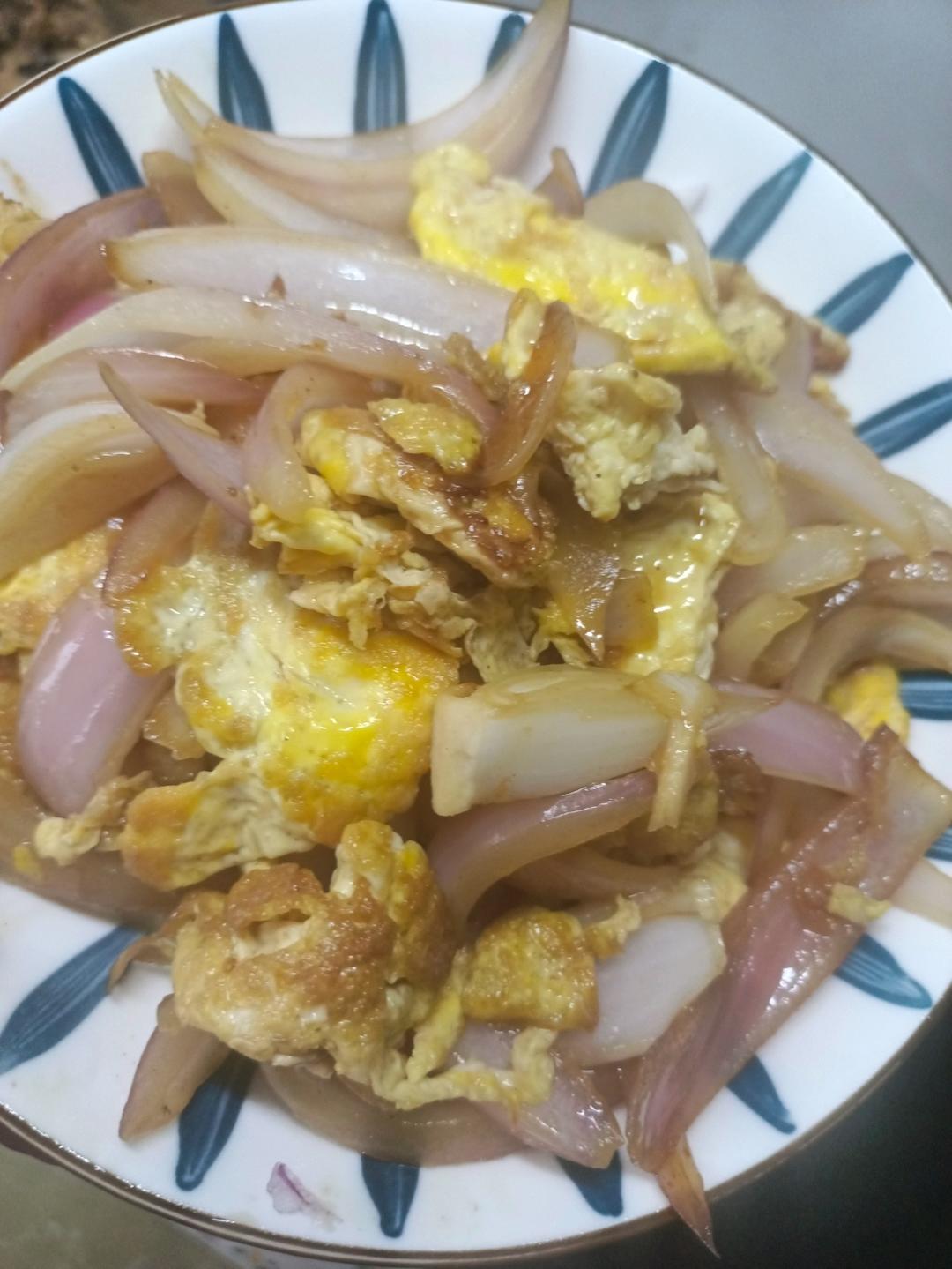 降压防癌的好食材  洋葱炒鸡蛋