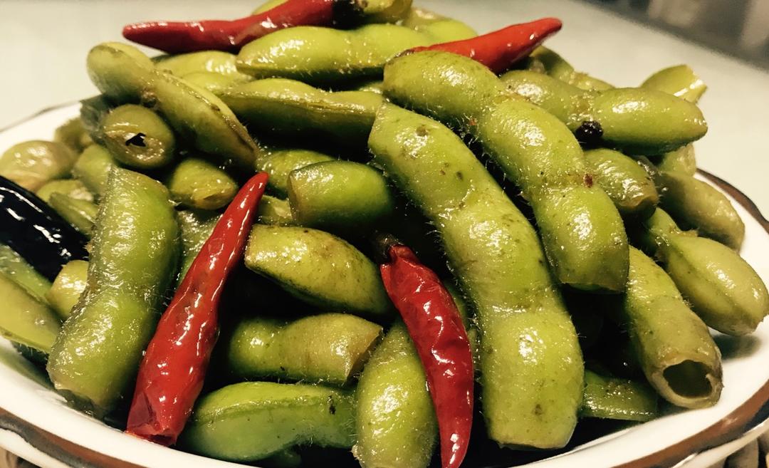 芷水微澜做的香辣煮毛豆五香毛豆