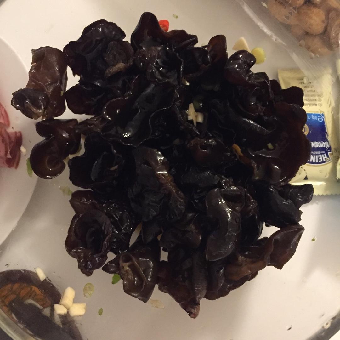 爽口拌木耳