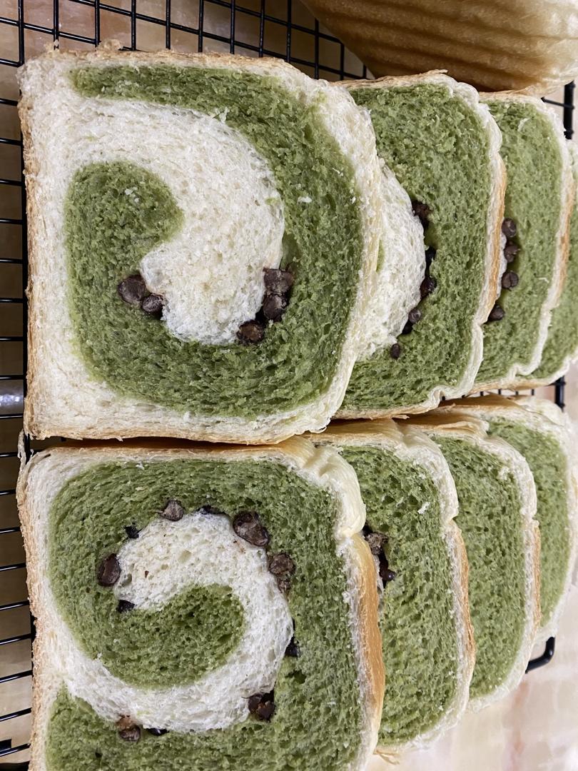 颜值担当：抹茶蜜豆汤种吐司