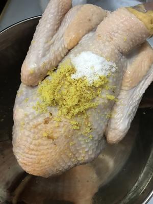 砂锅盐焗鸡的做法 步骤3