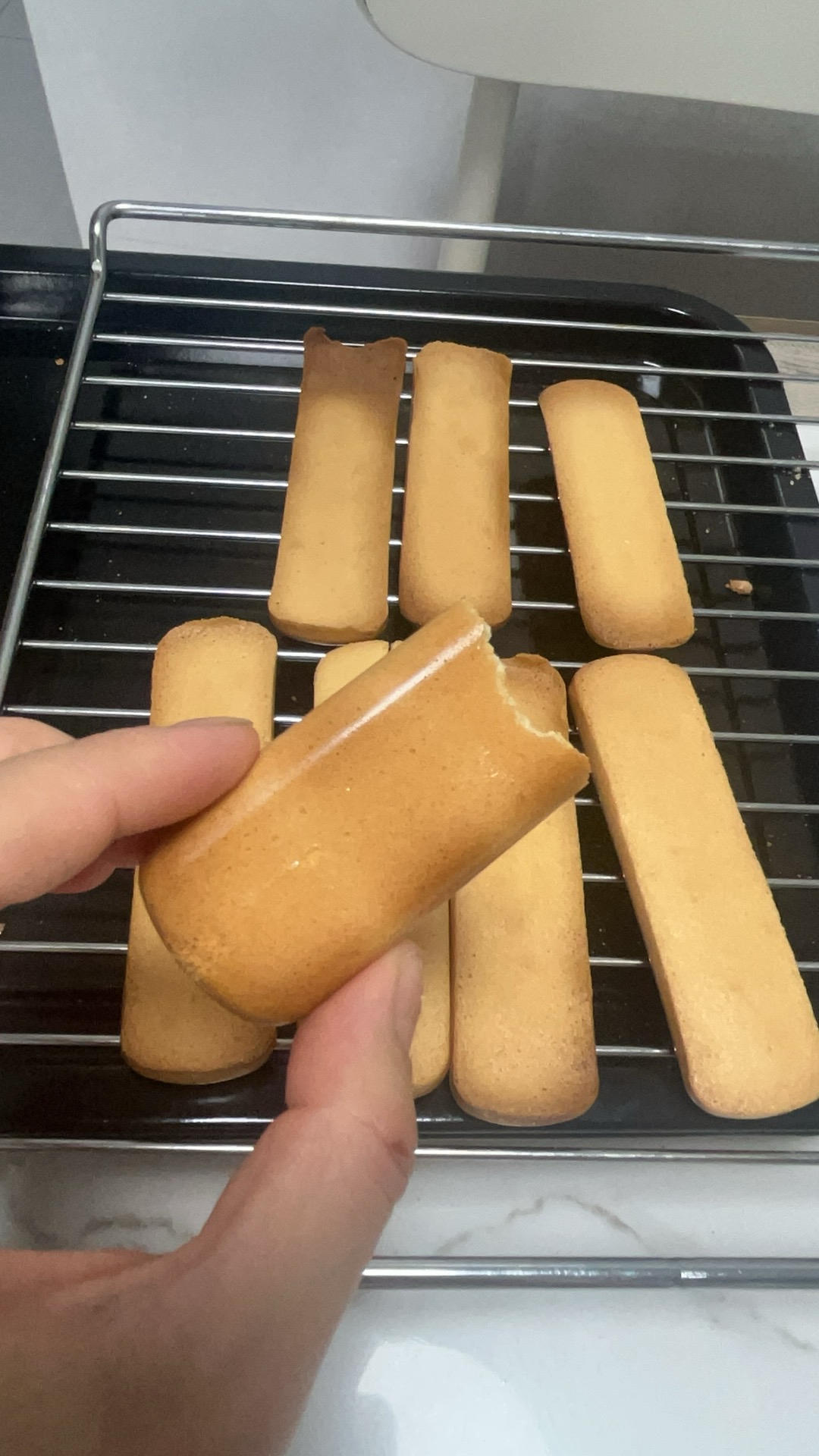 手指饼干太贵了！自己做点吧！