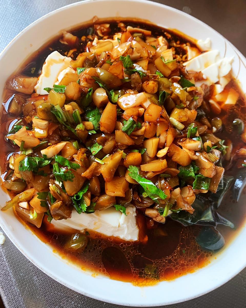 皮蛋拌豆腐