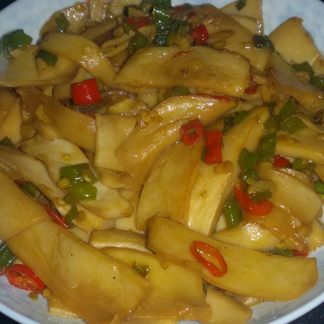 青椒素炒杏鲍菇