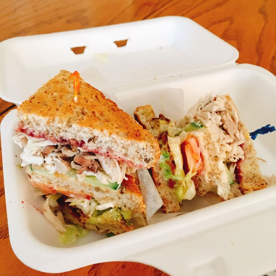 火腿芝士蛋三文治