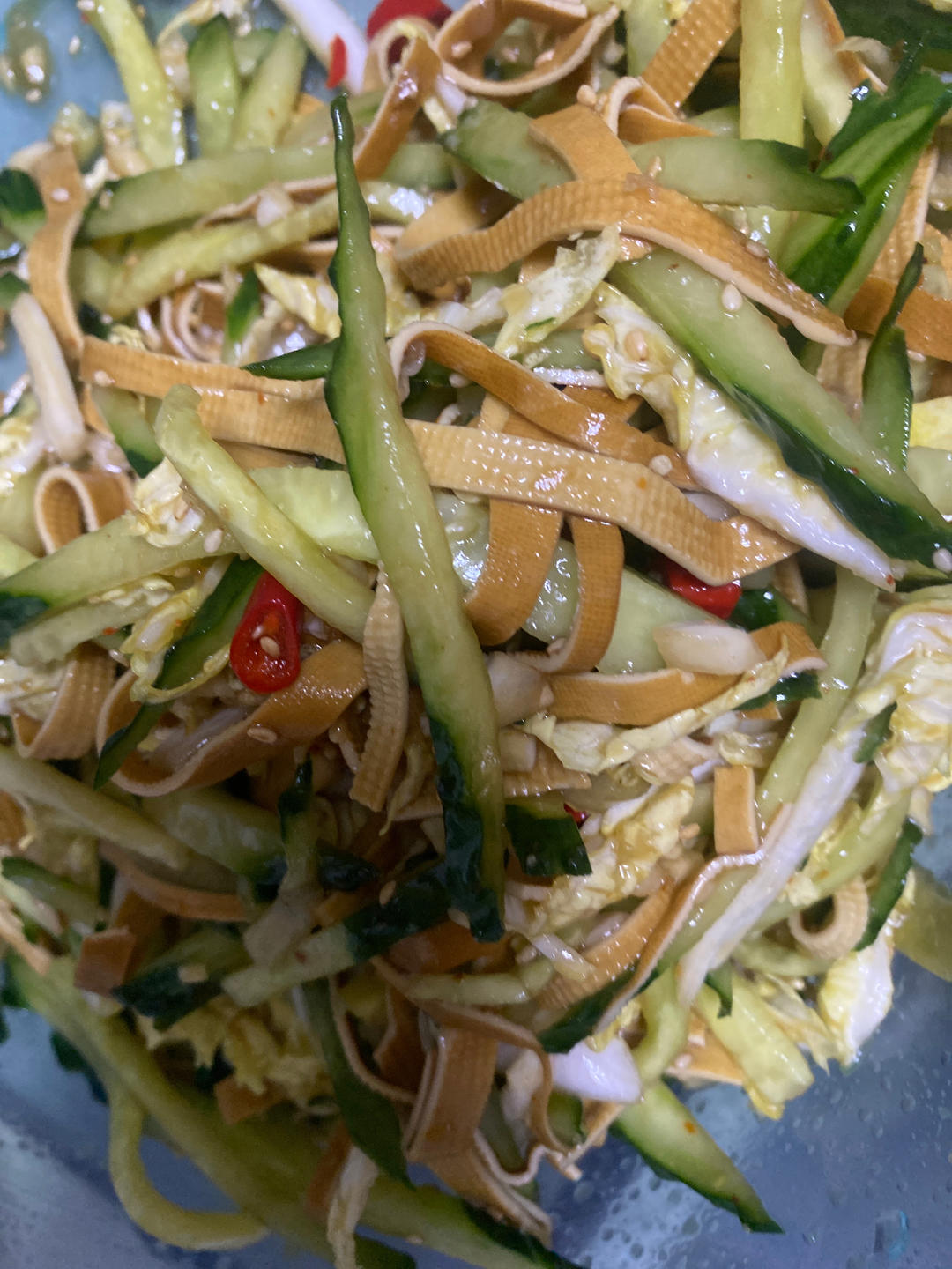 解馋减脂餐！酸辣开胃又下饭的菠菜拌金针菇