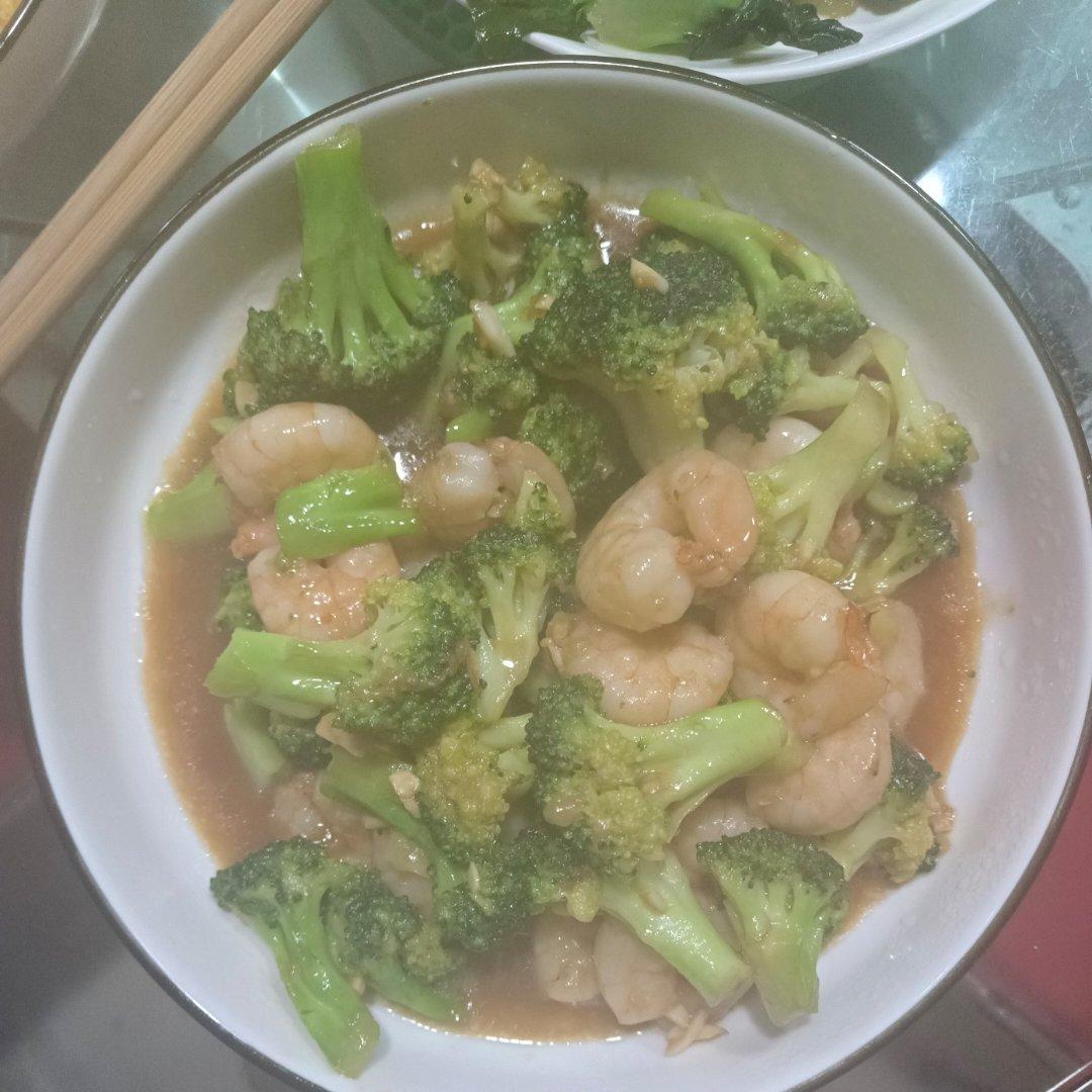 减肥去脂的西兰花炒虾仁