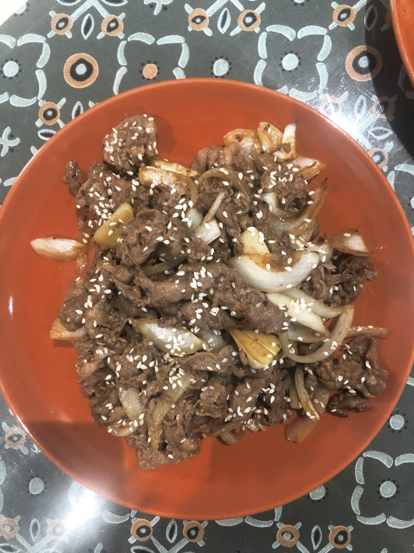 洋葱炒牛肉