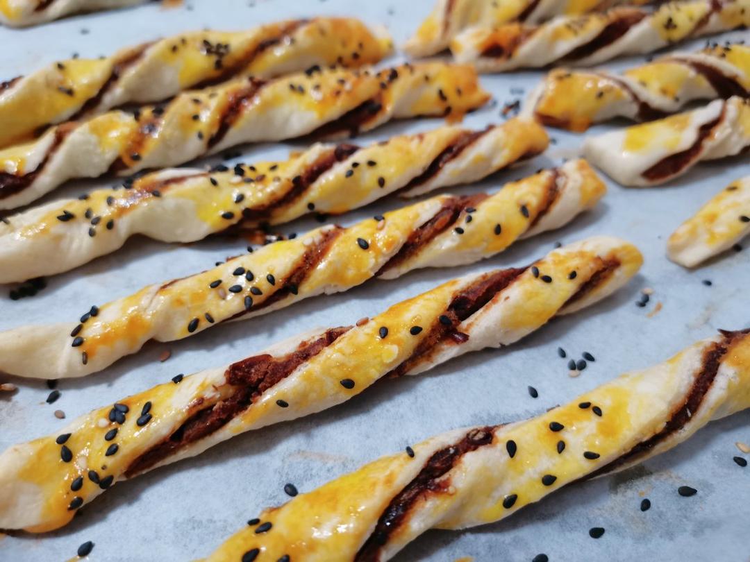 酥掉渣的豆沙扭扭酥