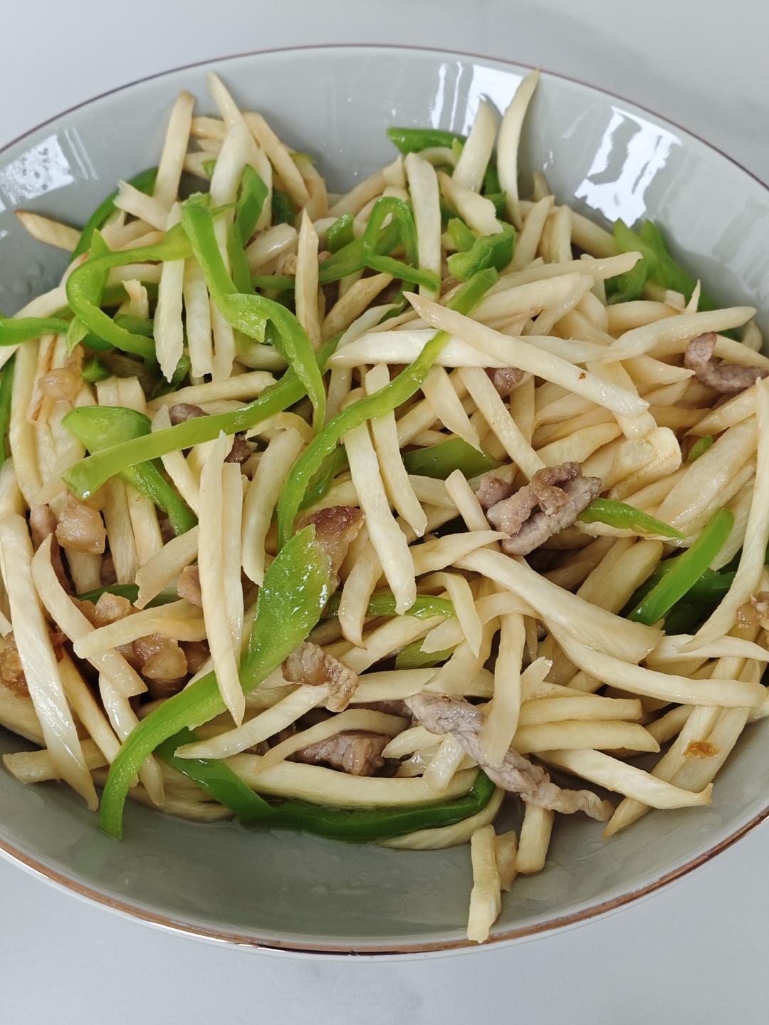 茭白青椒炒肉丝