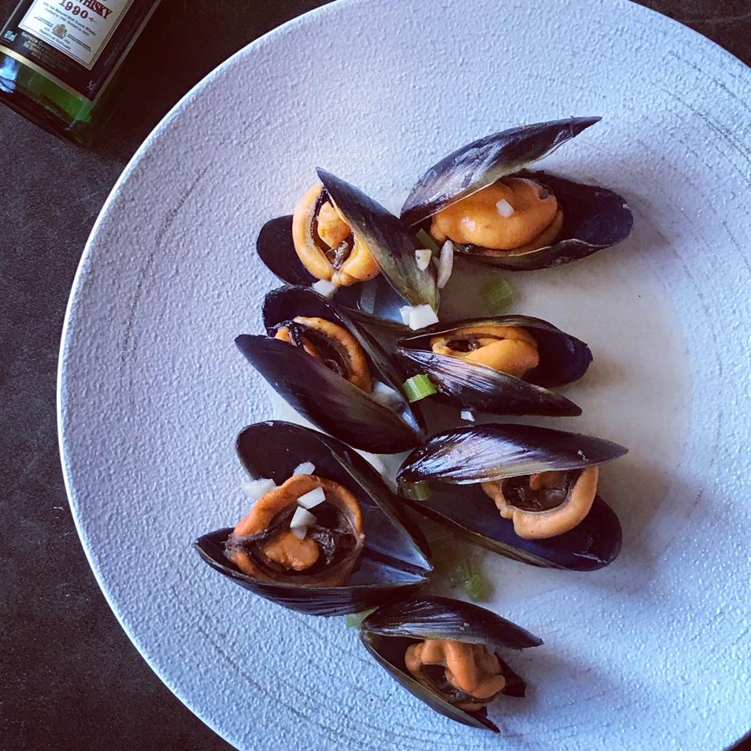 #拼颜值 也拼实力#威士忌奶油贻贝