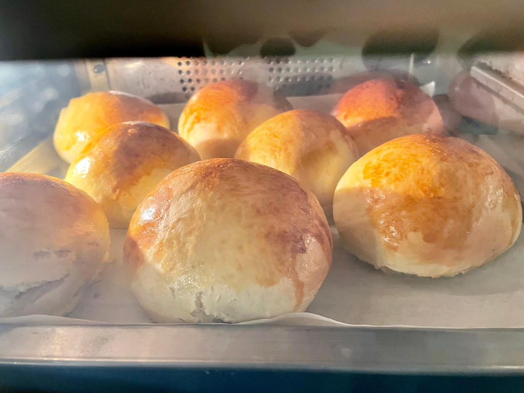 牛奶小餐包（面包机揉面）烤箱版