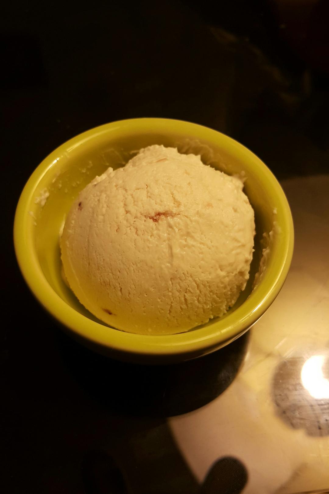 酸奶乳酪冰激凌