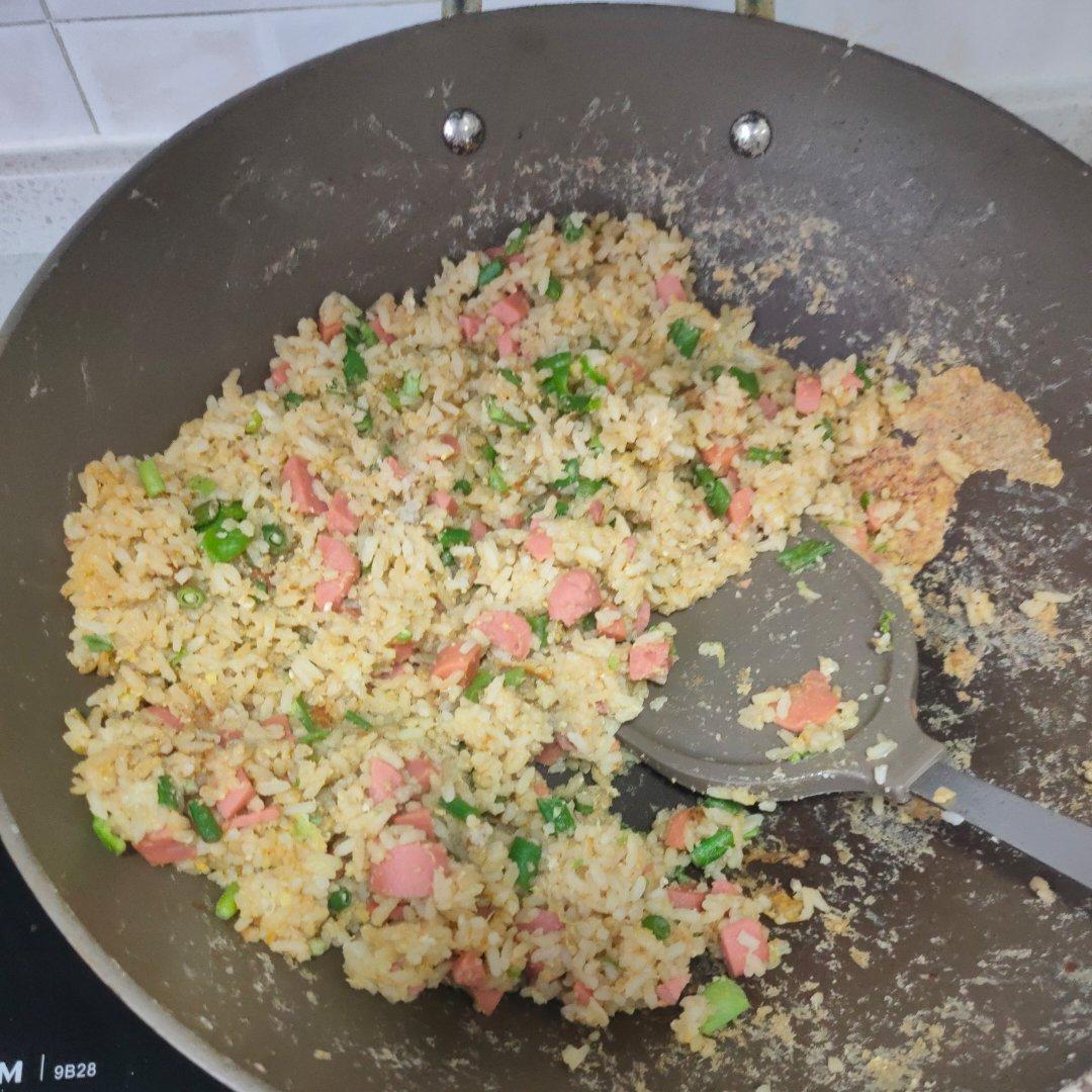 酱油蛋炒饭不可能难吃