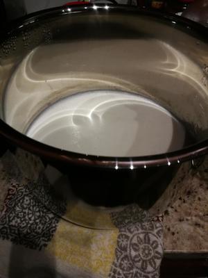 自制原味酸奶--用COSORI电饭锅的做法 步骤3