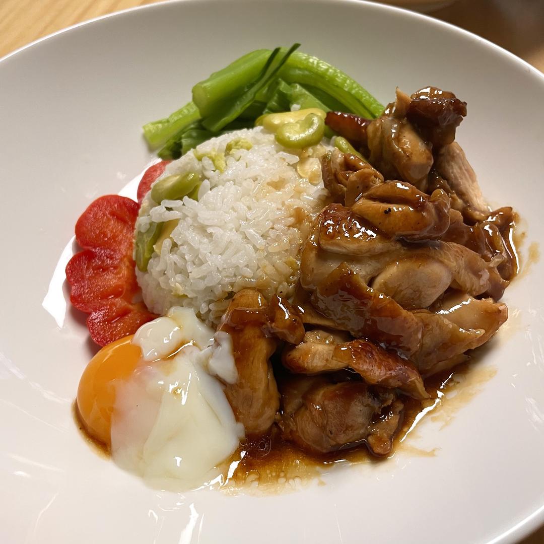 黑胡椒酱烧鸡腿🍗饭的做法