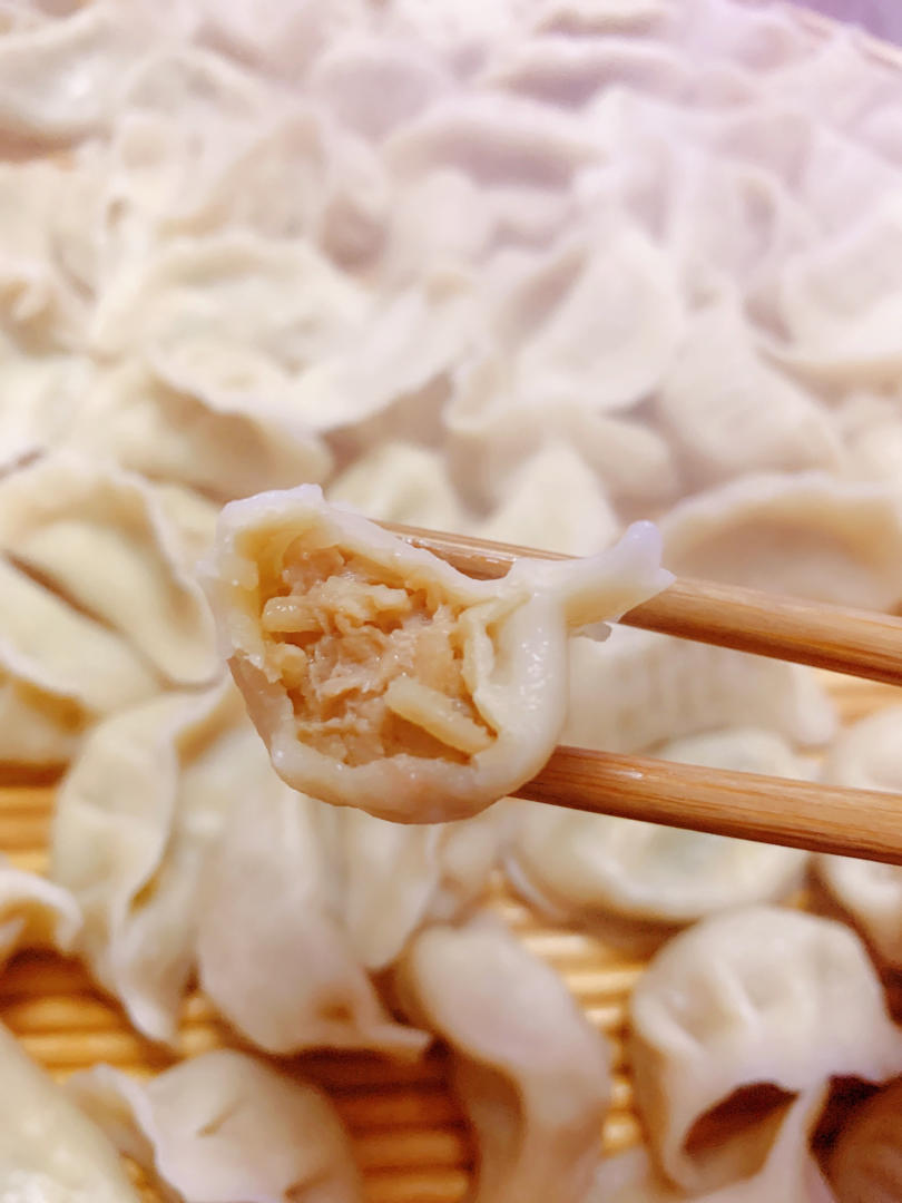 饺子 莲藕肉水饺,孕妇食用 熙熙果儿做的莲藕肉水饺,孕妇食用