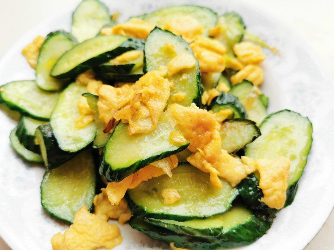 黄瓜炒鸡蛋