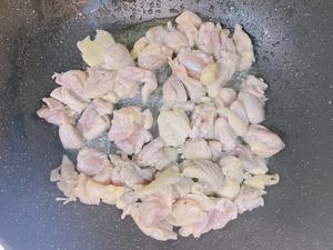 Chef Baek不正经的食谱之带股红烧味儿的照烧鸡的做法 步骤4