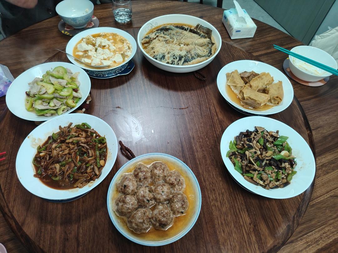 鹿茸菇青椒炒肉沫