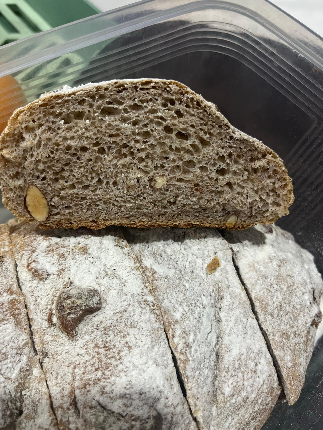 全麦蔓越莓核桃软欧包